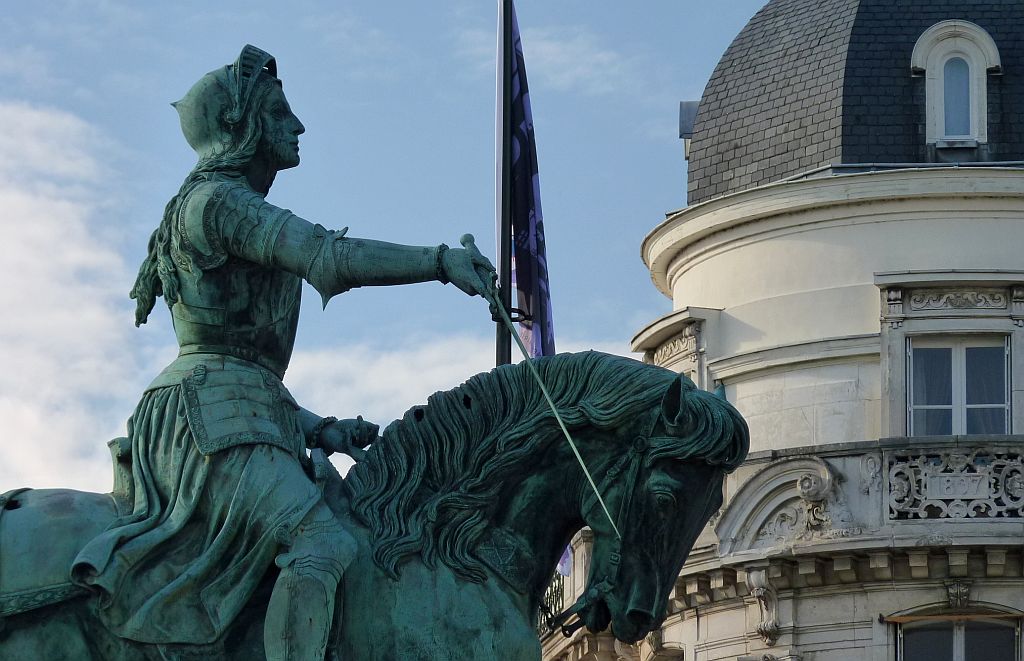 Statue de Jeanne d'Arc place du Martroi à Orléans